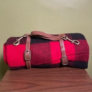 NOS Vintage MARLBORO Country Store Red /Black Buffalo Plaid Wool Blanket 70 X 60